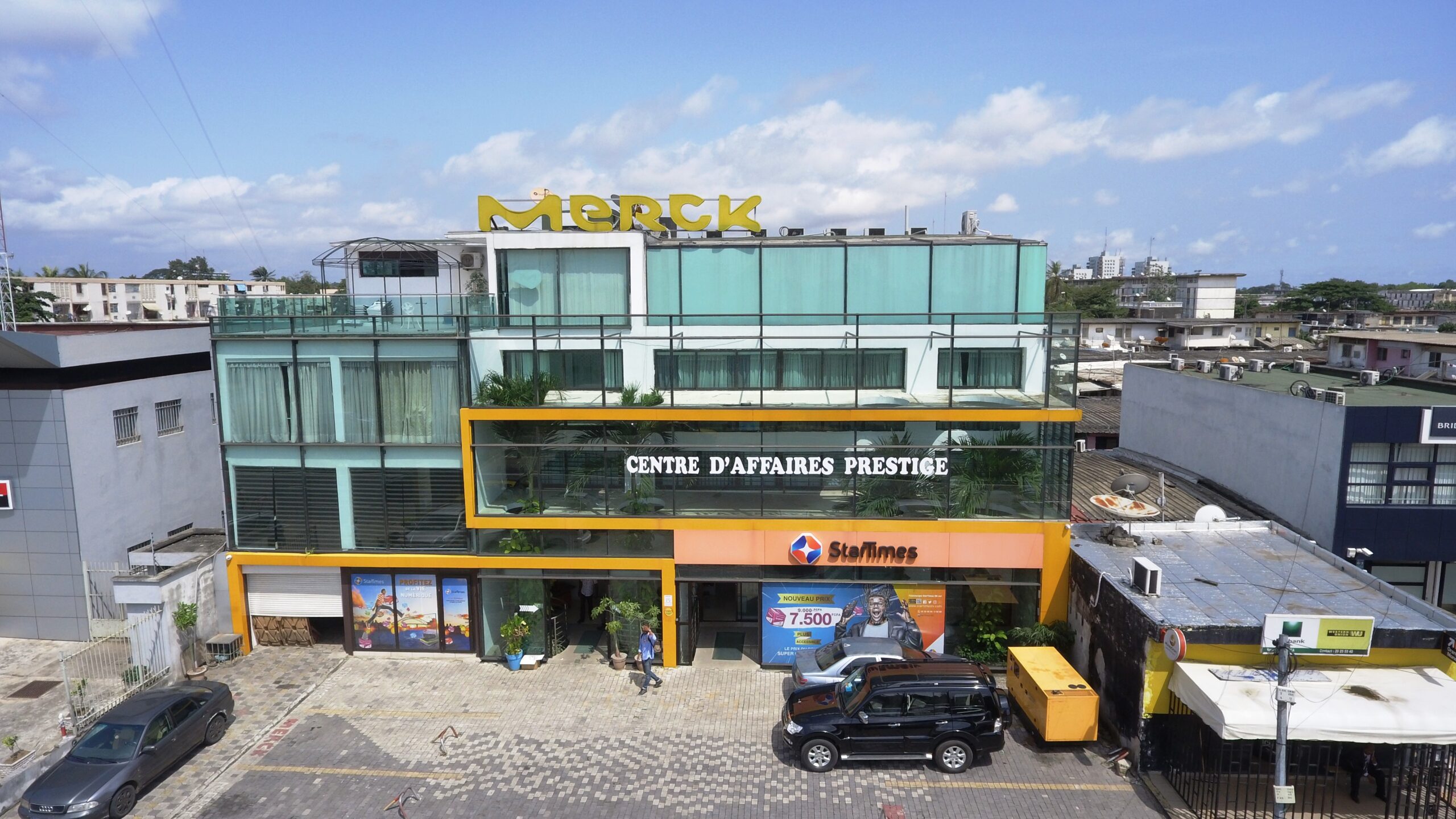 DCIM100MEDIADJI_0019.JPG